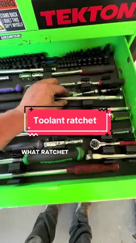 You can’t get 3 day shipping from Snap-on 😒 #mechanic #tools #lifetimewarranty #blackfridaydeals #funbeyondshopping @ToolAnt 