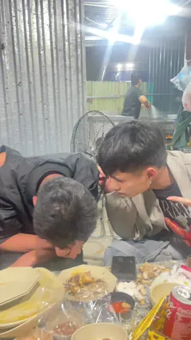 Xin lỗi vì tôi đã để bạn đói😞@LmtToàn