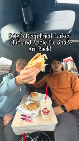 If you needed a sign to try @Arbys new deep fried turkey club…. This is it! Pair it with the Apple Pie Shake & it’s divine 😍 #ArbysPartner #deepfriedturkey #thanksgiving #review 