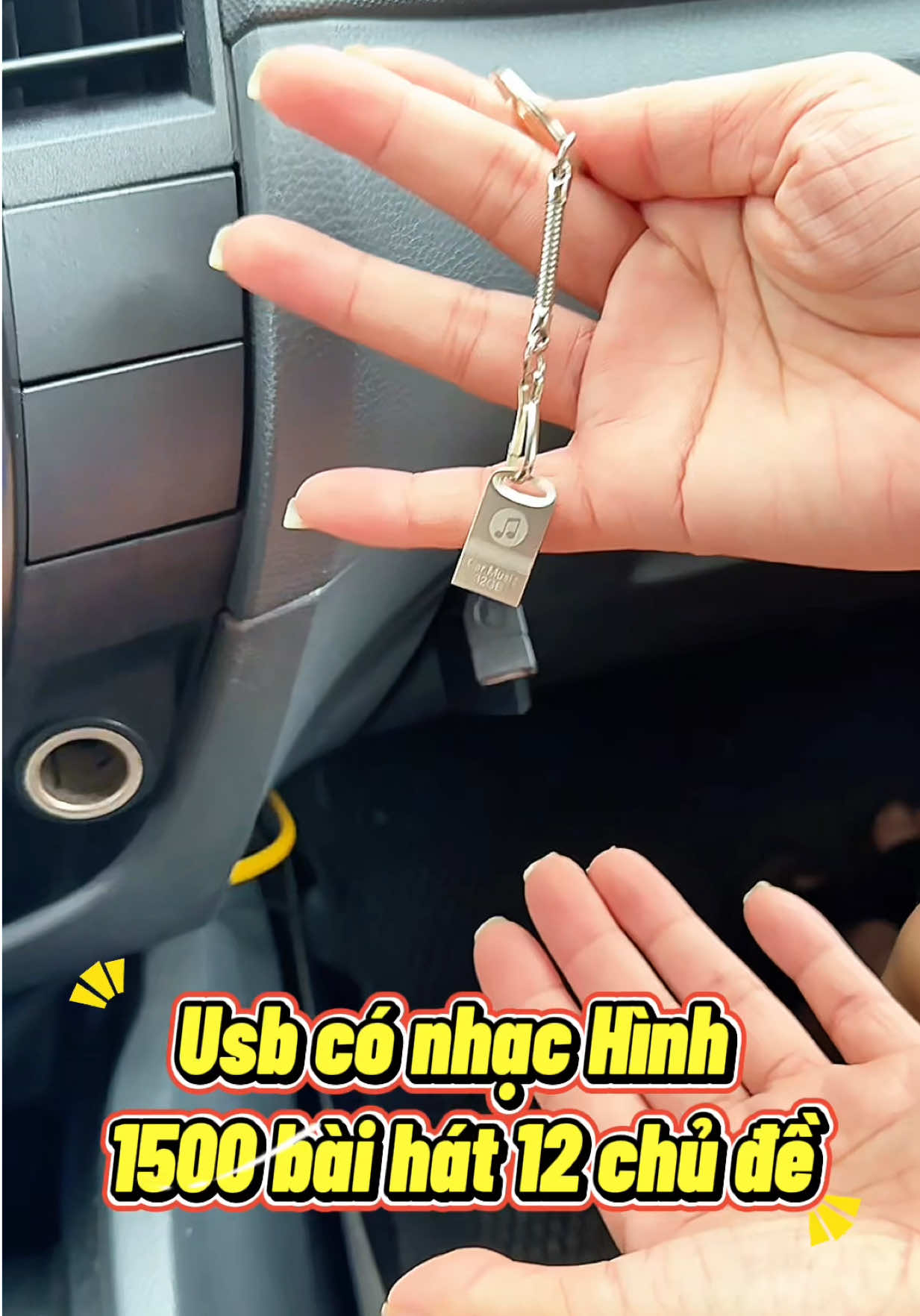 Trả lời @Linh1980 002 USB NHẠC HÌNH, NHẠC TIẾNG #usbnhacxehoi #usbnhacoto #usbamnhac #vanvuive6262 #phukienoto  @Vân Vui Vẻ 6262 