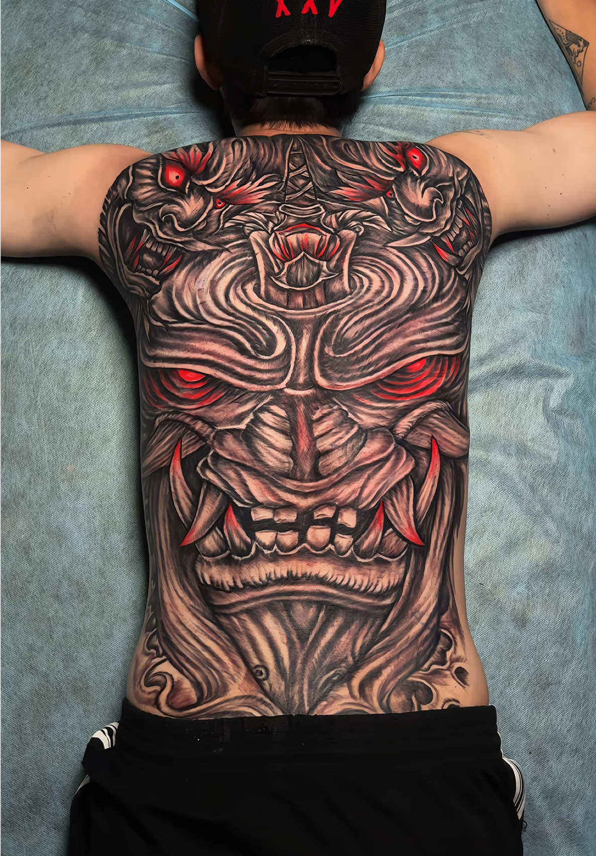 Full lưng quỷ tả mắt đỏ hoàn thiện trong 6 tiếng nha anh em #tattoo #tattoos #quyrap #hinhxamdep #quyrapsaigon 