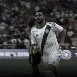 خلينا في الحاضر ننسى الي كان..!    (شوف البايو راح يعجبك)#fyp #foryoupage #alahly #riyadmahrez 