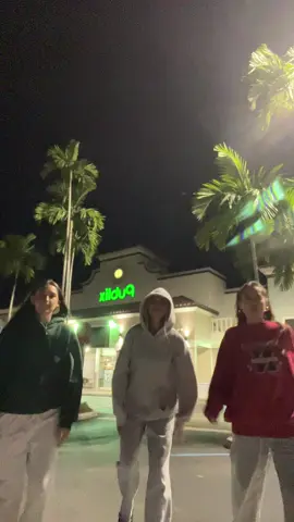 Tiz the mothafuckin seazon 