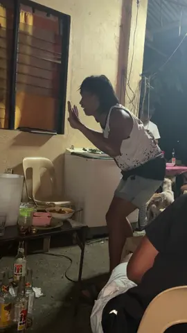 ganitong bonding lng ang tropa pag lasing na..iwas sa gulo dapat happy lng #z3nu 