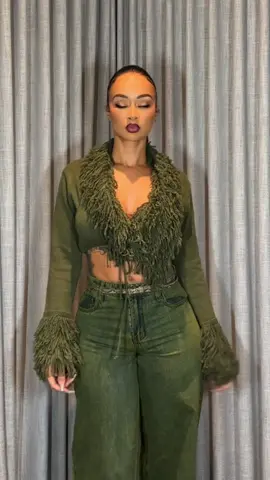 I just really wanted to wear something green @Fashion Nova #fashionnova #CapCut 
