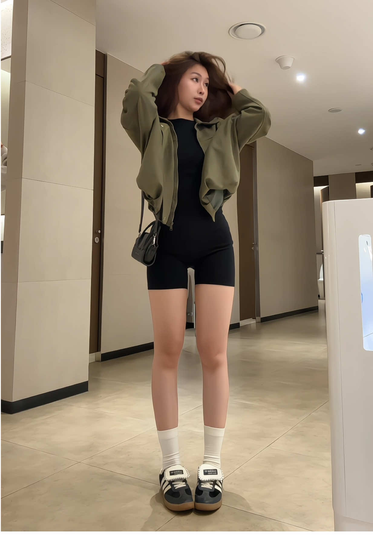 #fitcheck mót vuốt tóc hả