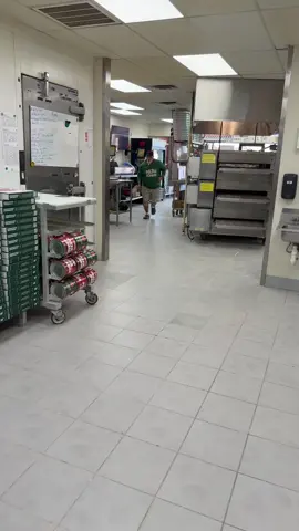 It’s out….. the new Salted Caramel Blondie! @Papa Johns  #papajohns #fyppppppppppppppppppppppp #saltedcaramel #blondie #foodtiktok 