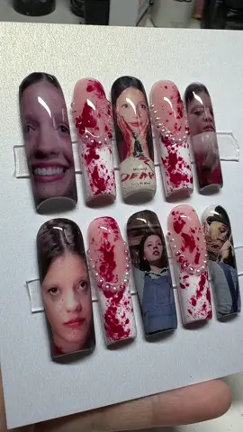 IG/britzolbeauty to order!! #pearl #pressonnails #customnails 