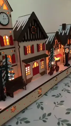 VILA NATALINA CENÁRIO ENFEITE DE NATAL 5 PEÇAS #NatalMágico✨🏘️ #VilaEncantada🎄🌟 #CenárioFestivo🧸✨ #DecoraçãoDosSonhos🎁🏡 #NatalEmMiniatura🌲💫  Já me segue para mais vídeos de ACHADINHOS 