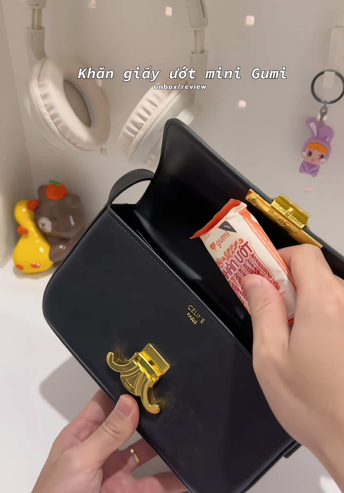 Gì chớ khăn giấy ướt mini là thứ hông thể thiếu mỗi khi tui ra ngoài rùi #gumi #khanuot #khanuotkhongmui #khanuotgumi #khanuotmini