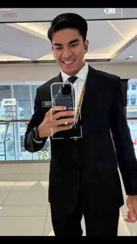 lepas lari dengan ayang terus pergi parlimen😍 #bellaastillah #syedsaddiq #bass #fyp