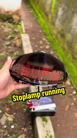 Stoplamp running text obat ganteng motor kalian🤩#biled#biledprojector#stoplamp#stoplamprunning#runningtextanimasi