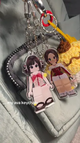 gantung ava roblox di tas 🌟🍥🍎 #keychain #roblox #gantungankunci #robloxkeychain 