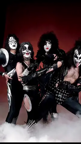 🎤 KISS 🔥 Face Paint, Fame, and Forever Legends — A Look Back #rockstar #kissband 