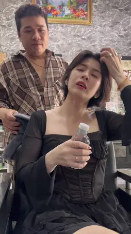 Vô tình , vô tình , chỉ là vô tình 😍😍#tauhai #mẫutocđẹp #cắtuốnduỗinhuộm #tóclayerbungtầng #tócduỗitựnhiênđẹp #màuđẹptheoxuhướng 