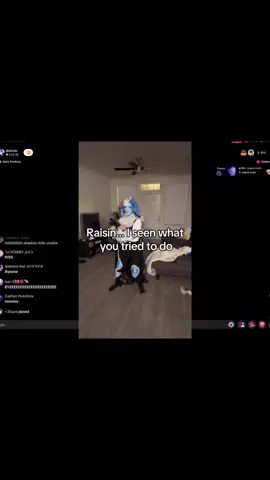 I don’t actually know if raisin tried to kiss hollow but idk🤷‍♀️ SHADOWVANILLA FOREVER🥹🥹 #shadowvanilla #crk #fyp #ship #pureshadowcrk 