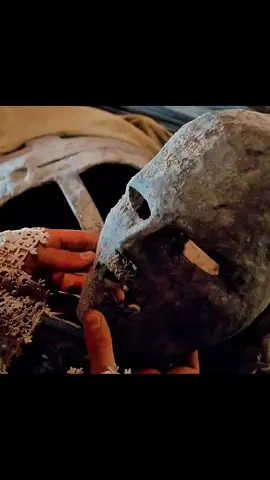 mask changed the kings whole life.. foryou #movies #moviesclips #survival #usarmyranger 