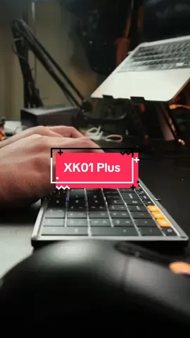 Sssttttt kejutan di 11.11 check out sekarang sebelum kehabisa promo, voucher, dan produk nya. Keyboard lipat ini compact bgt jadi mudah buat dibawah kemana aja. ⌨️ #protoarcindonesia #promo1111 #promohariini #rekomendasikeyboard #keyboardwireless 