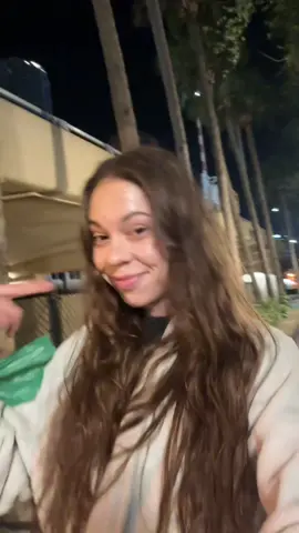 #stitch with @kikiknit UPDATE guess who put the bank under contract for over $9.5 million #commercialrealestate #cre #miami 