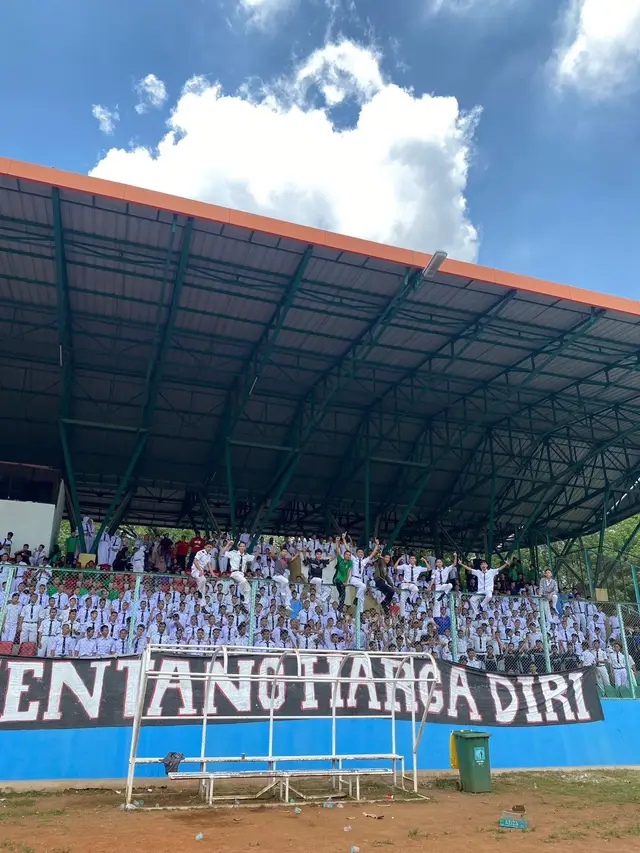 dibawah pengaruh sepak bola neper #strugglefamiglia #neperking #stmperjuangancirebon 