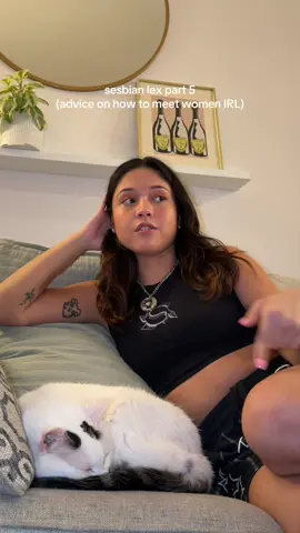 (family keep scrolling plz) answering more questions about sesbian lex 🤭 what else do you guys want to know? 👀 @cherrykitten @Sapphic LA: For Queers in LA 