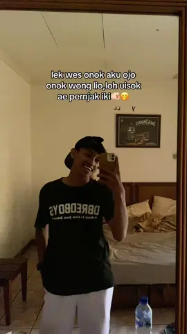 mari maem piro dek🤭🤭#sby24jam #foryoupage #selatanorangstyle 