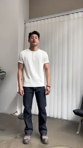 Kaos Polos Kancing Pria #outfitinspiration #rekomendasipakaian #outfitideas 