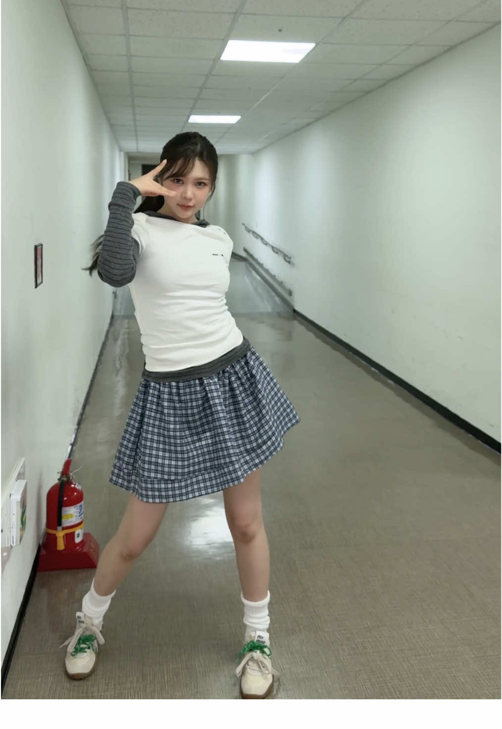 예온이 지나가요 #Hearts2Hearts #하츠투하츠 #H2H #YE_ON #예온