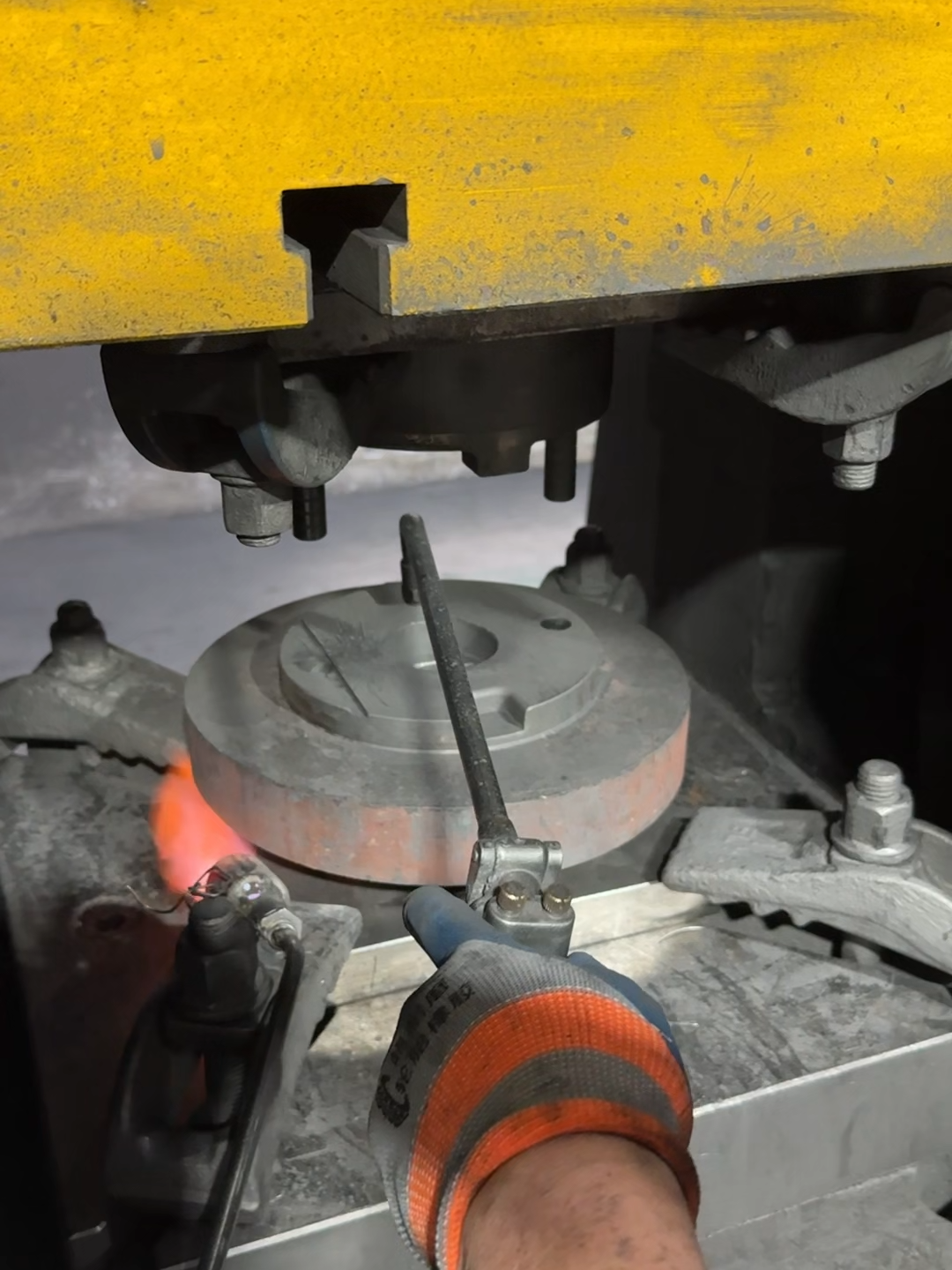 Forged motorcycle piston | High strength & consistency | Get a free quote！#Chinesefactory #Huatuchang