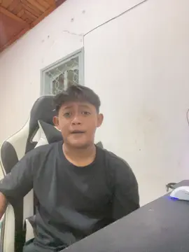 Kita coba sendiri dulu guys hahahah #viralvideo #lagutimur #timur #trend #fyp 