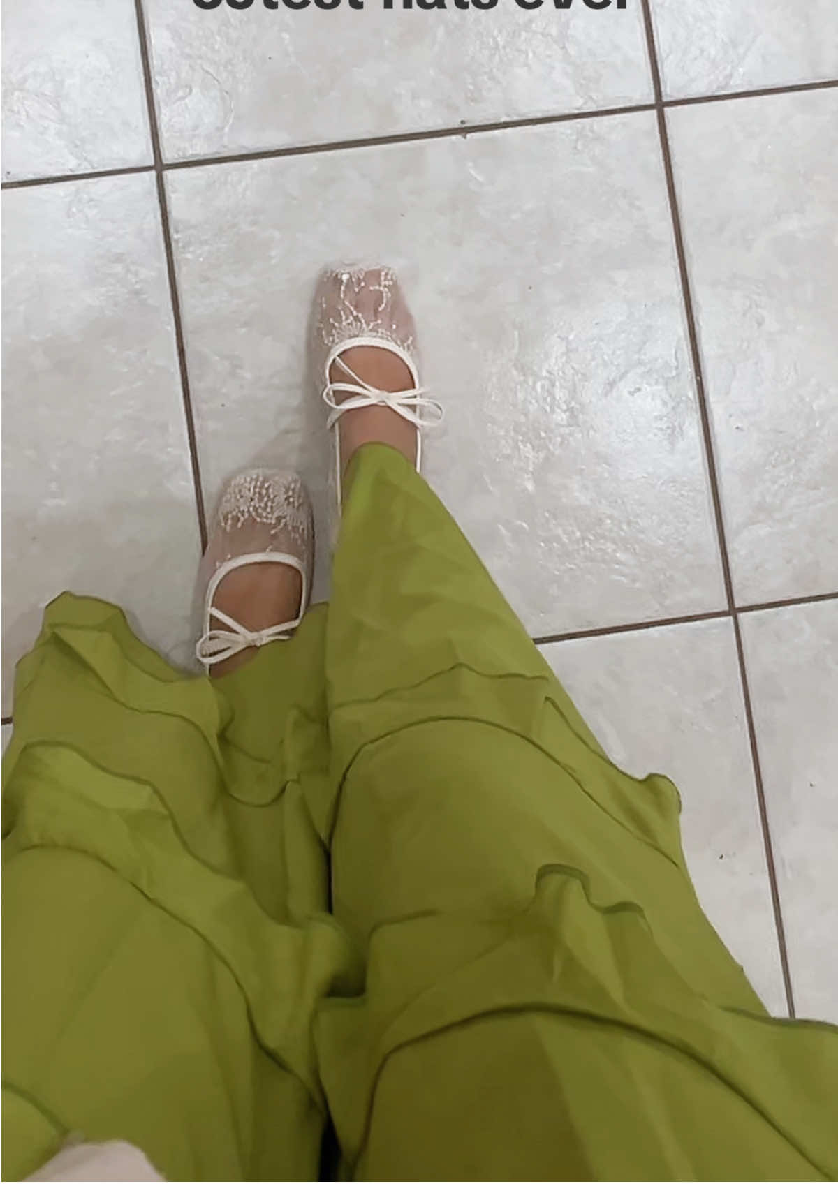 so into flats rn it’s not even funny. the lil bow & translucent shimmery sequins are everything and make these so dainty yet versatile. so unique but basic enough to go with so many styles of fits 🥿🩰 #flats #shoes #cute #tiktokshopblackfriday #OOTD 