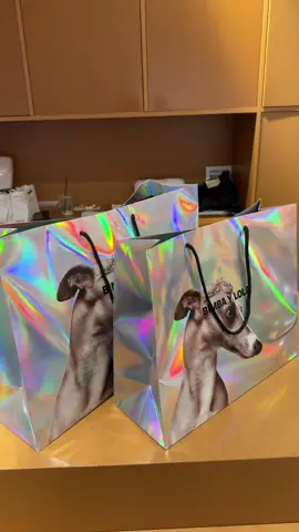 una tarde escogiendo ropa 🫶🏼 #fyp #compras #parati 