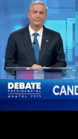 Kast no contesta, procede a no contestar 😂 candidatura fallida #jeannettejara #Kaiser #joseantoniokast #chile #humor