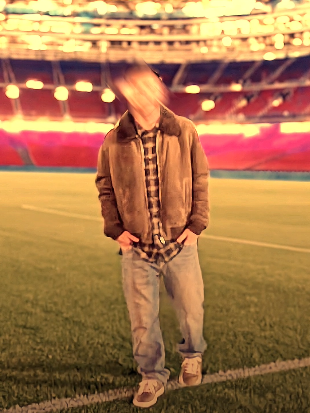 Who is he? #barca #campnou #cristianoronaldo #goat🐐 #fyp 