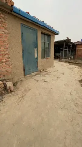 Di rumah pria ini banyak ruangan tersembunyi yang sangat aman #fyp #foryou #foryoupage #rumah #ruanganrahasia 