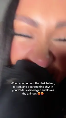 Come to mammiiiiii #datingsucks #vegandating #asapferg #govegan 