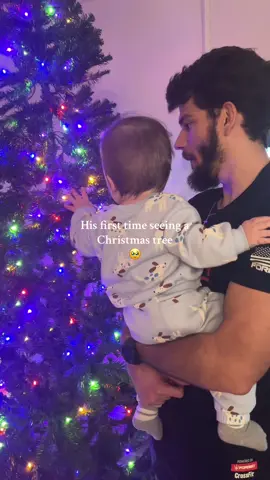 He loved it 🥹🎄 #firstchristmas #babiesfirstchristmas #christmas #babiesoftiktok #christiantiktok 