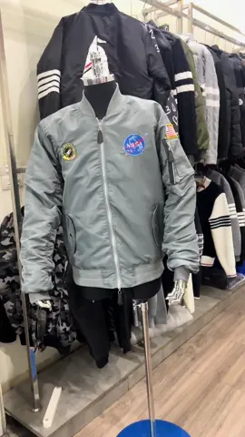 Khoác Nasa 2 khoá trần Bông 3xx #TikTokAwardsVN #viralvideo #minhvuongoder #hottrend #muadongmacgi 