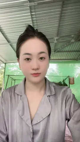 Lưu hương 6-8h mà mùi thơm thì nó đỉnh lắm săn lẹ mấy bà ơi #xuhuong #tiepthilienket #viral #xaykenhtiktok #nuochoa 