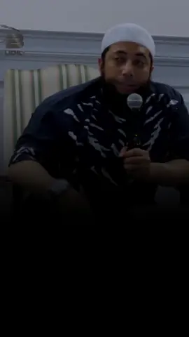 4 Macam Wanita Ahli Neraka Ustadz Khalid Basalamah ﺣَﻔِﻈَﻪُ ﺍﻟﻠﻪ  #salafi #khalidbasalamah #reelsinstagram #kajiansunnah #reels 