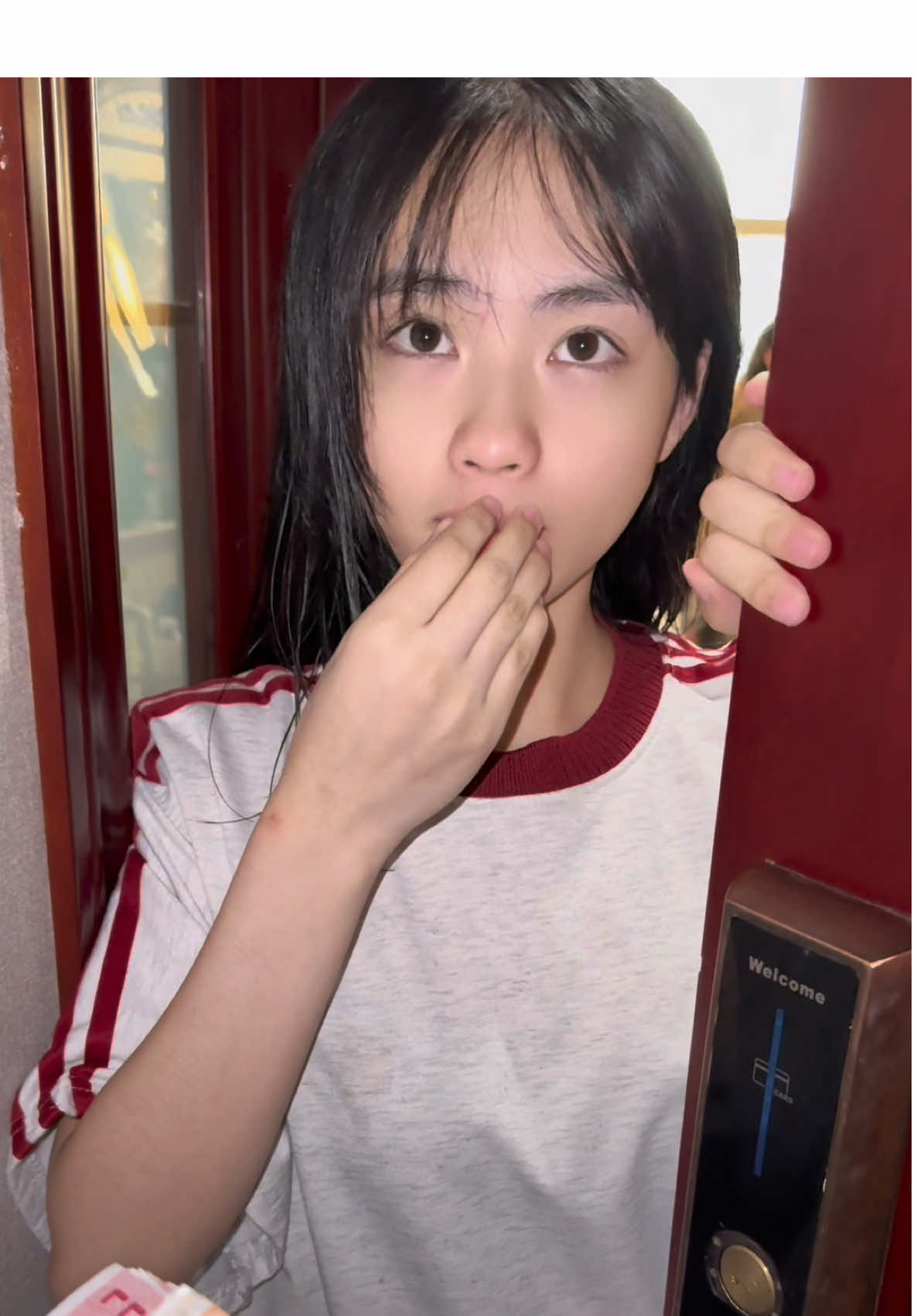 给老挝苗族女孩们发工资，看下今天谁的工资最高#tiktok #china #fyp #台灣 #fypシ゚viral 