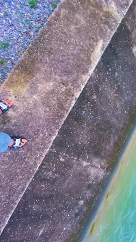 vắng bóng nhau rồi hoa nở cùng ai