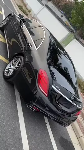#mercedes #mercedeslife #mercedeslovers #carsoftiktok #millionviews #lixury #creatorsearchinsights #ti̇ktok #tiktokviral #car #million 