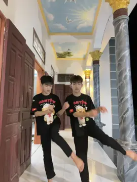 Tại sao sinh đôi cái gì cũng giống nhau ...?@HG🦁Hoàng tuấn🍀 @HG🦁Hoàng Tú🍀 #hgaesinhdoi #tuantu8 #xuhuong #trendhot 