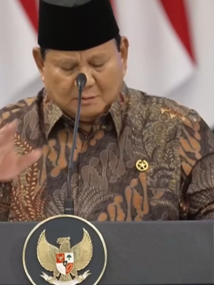 Prabowo_ Pertumbuhan Ekonomi Indonesia Salah Satu Tertinggi di Dunia! #shorts