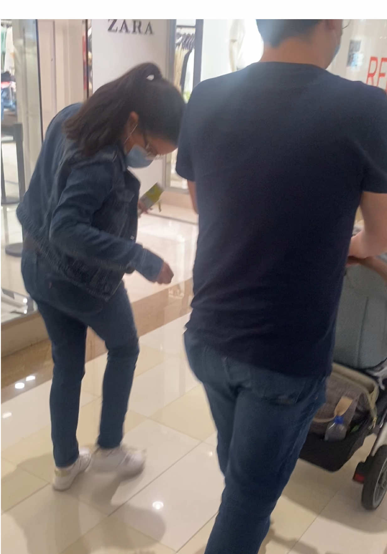 His fate was to be stepped on by two girls! #spottedlanternfly #spottedlanternflies #templeuniversity #crushingasmr 