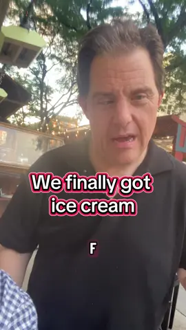 We finally got our ice cream. And I talked about it with Chris from 10 Drink Minimum at #santafecomicon  #theringer #theringermovie #theringerbestmovie #whenthefdidwegeticecream 