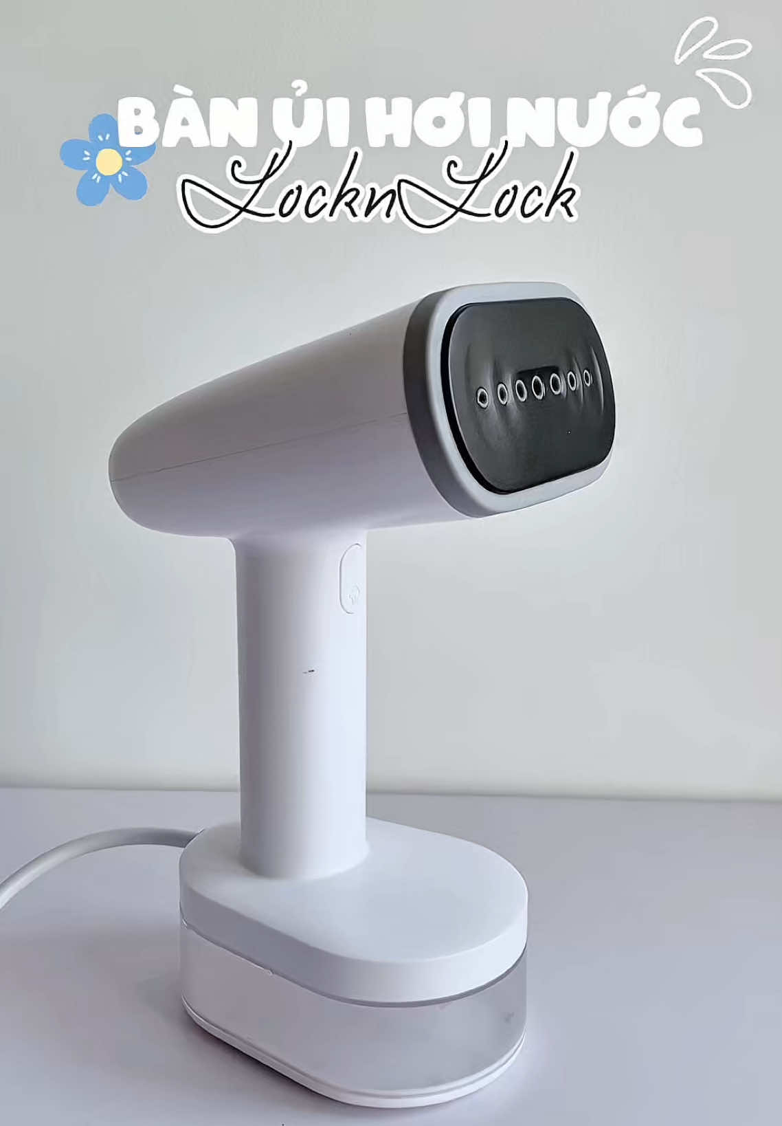 Sắm bàn ủi hơi nước đi mấy bà. Ủi tiện lắm lun í mà mẫu này nhà LocknLock siu sang nhe  #banuihoinuoc #banuicamtay #dogiadung #locknlock  