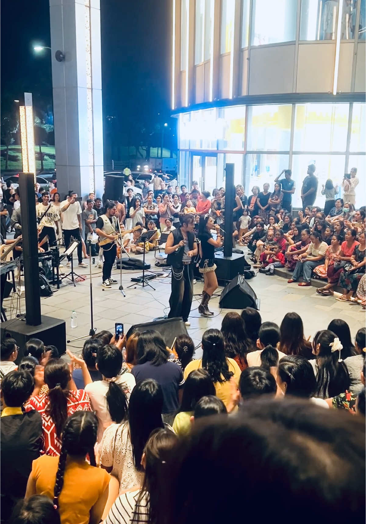 တောင်ကြီး မသွားလိုက်ရတဲ့ သူတွေအတွက် ရန်ကုန်မှာနေရင်း တောင်ကြီး ကိုလွမ်းလို့ရအောင် #foryou #central #ပင်စိမ်းသီးပိုးထိုး💓 #ဇွန်ဝေယံ #myanmartiktok🇲🇲🇲🇲 @call_me_veronica3 