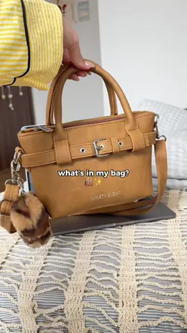 What’s in my new bag ✨ #whatsinmybag #98stu #xuhuong #viral 